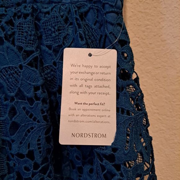 ASTR the Label Teal V-Neck Lace Crochet Tank Midi Dress Party Cocktail Women's M - Picture 4 of 10